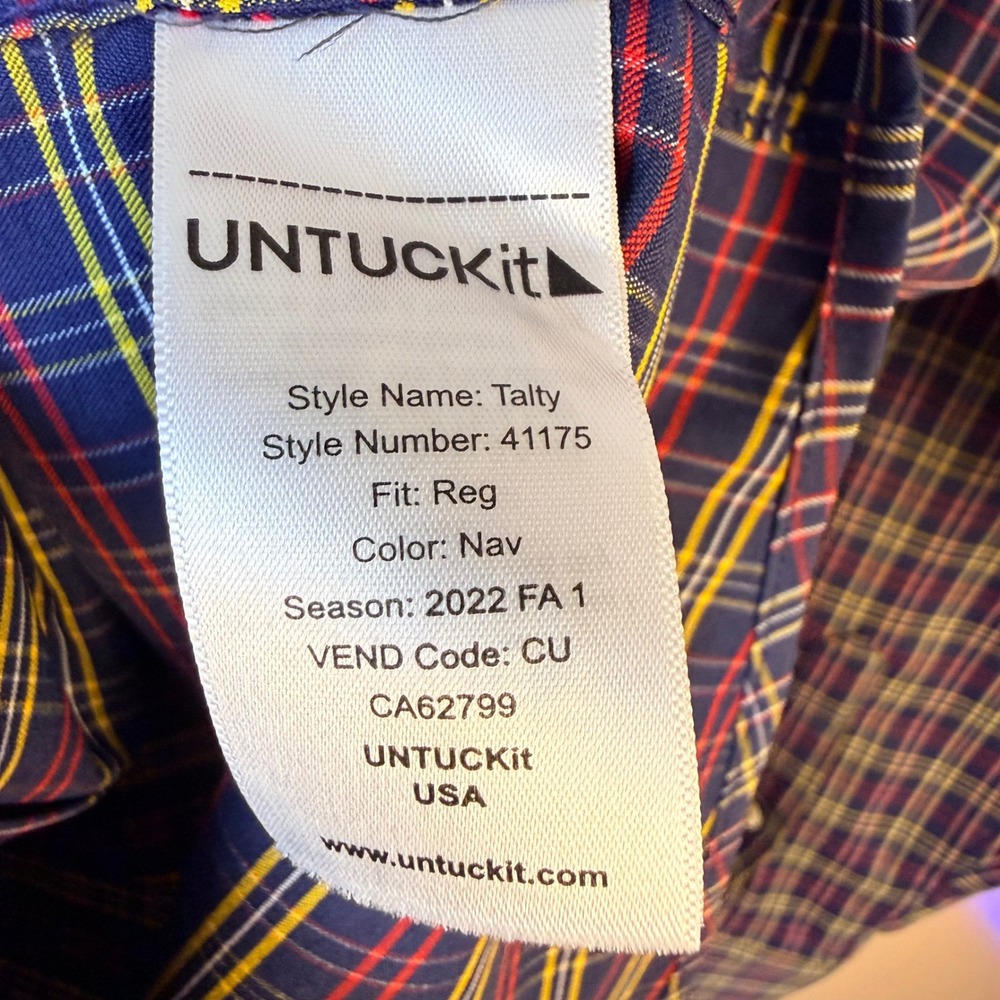 UNTUCKit Talty Mens Medium Navy Plaid Button Down Shirt Regular Fit - Picture 4 of 7
